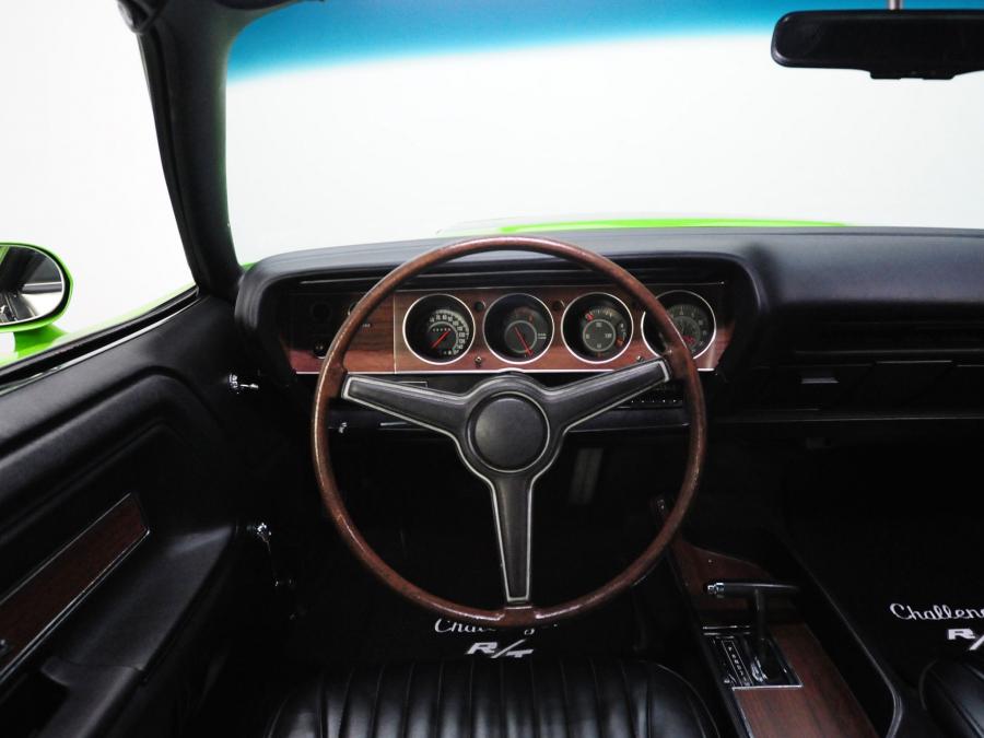  Dodge Challenger R/T 383 Magnum 1971 года  (фото 9 из 10)